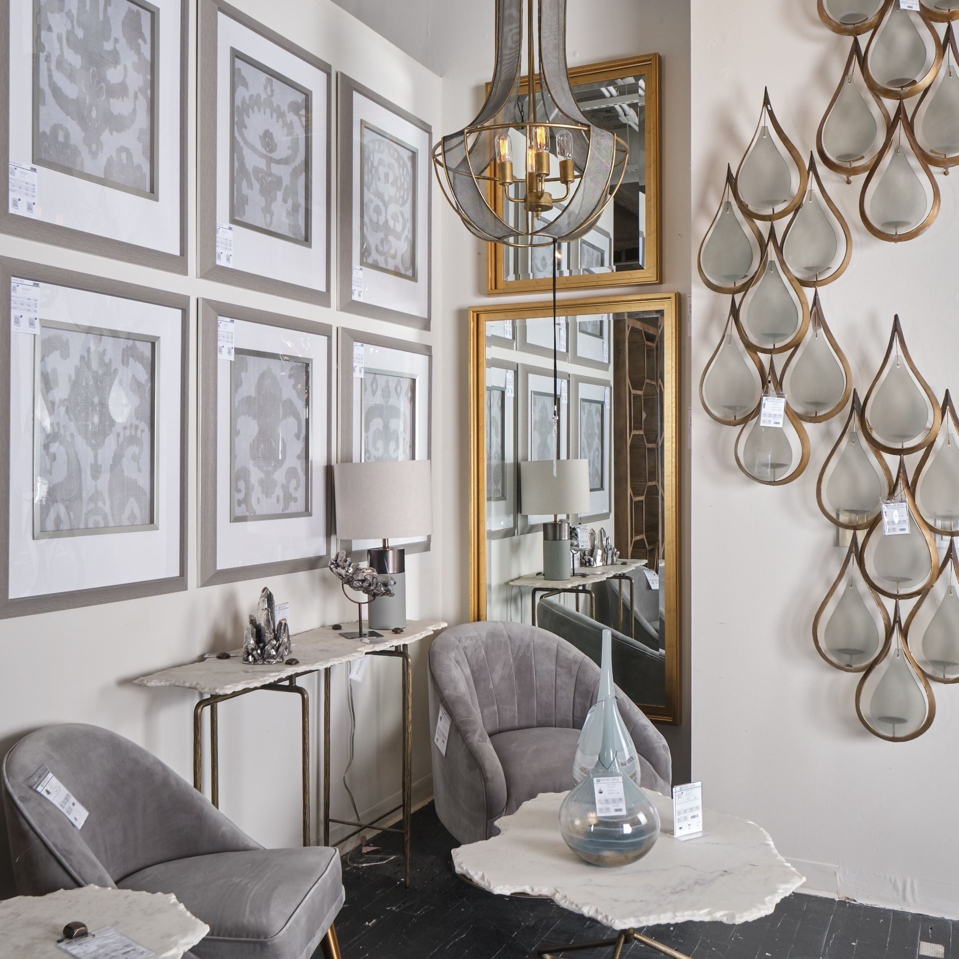 Pinera Console Table