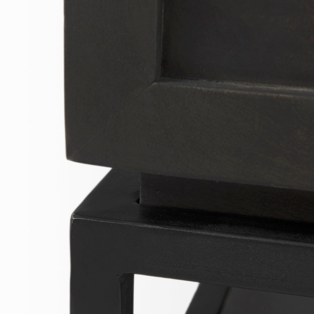 Divina End/Side Table