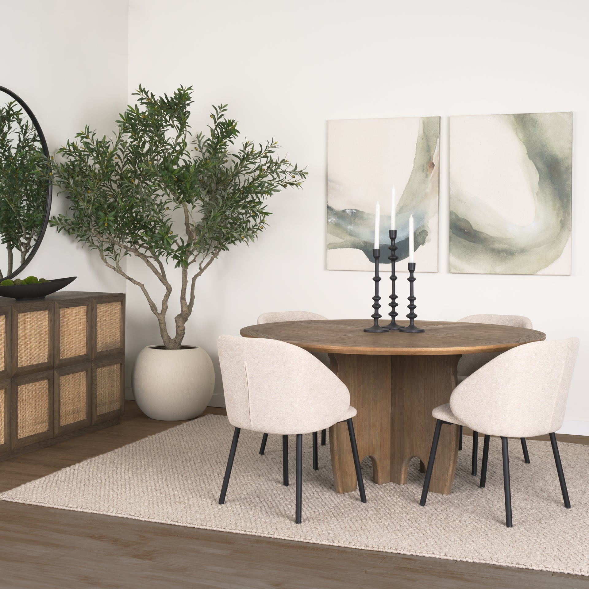 Sonomi 59" Round Dining Table