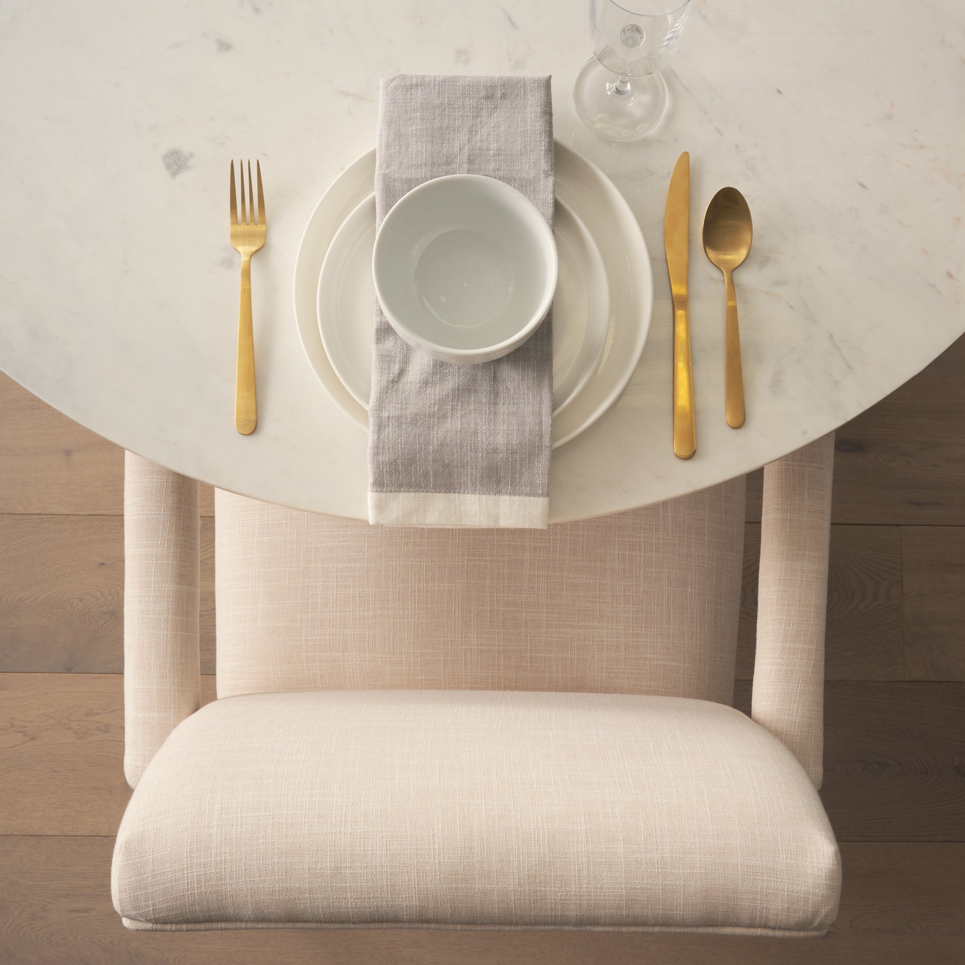 Allyson 48" Dining Table