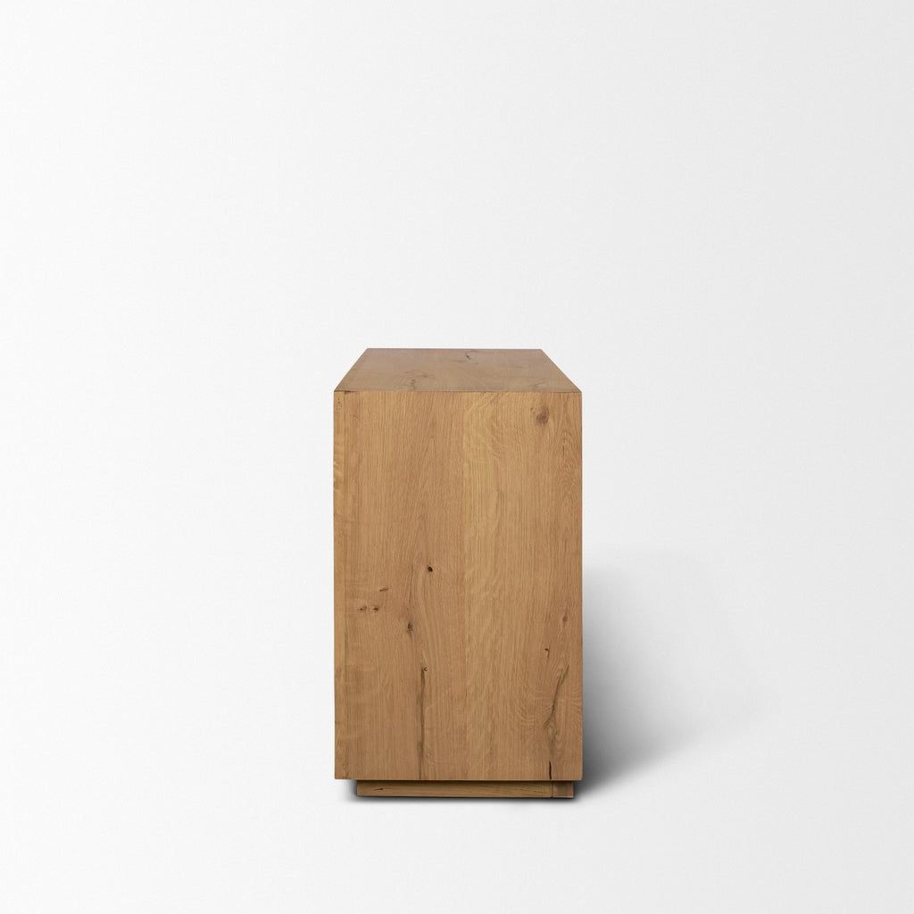 Travona Dresser
