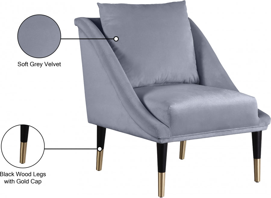Elegante Velvet Upholstered Chair