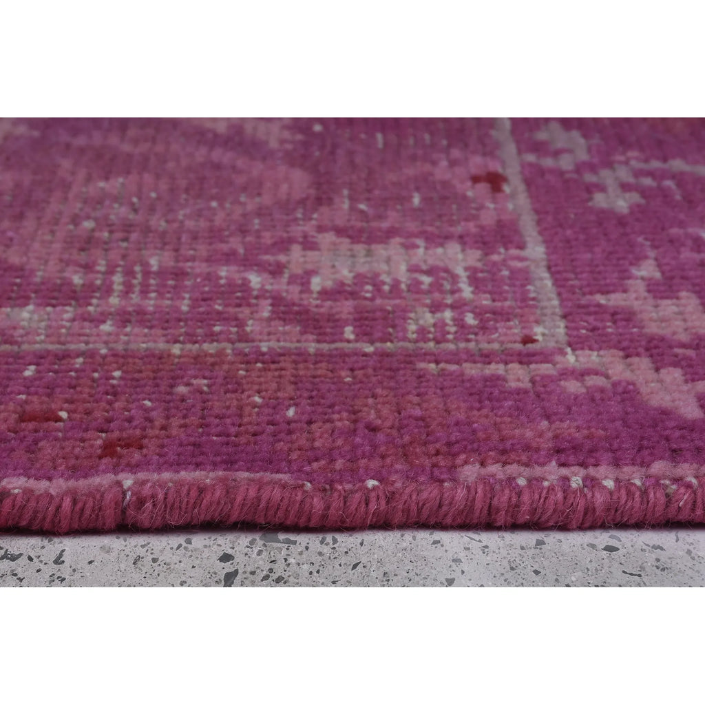 Organdie Hand Knotted Rug