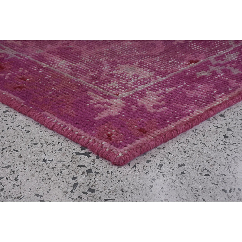 Organdie Hand Knotted Rug