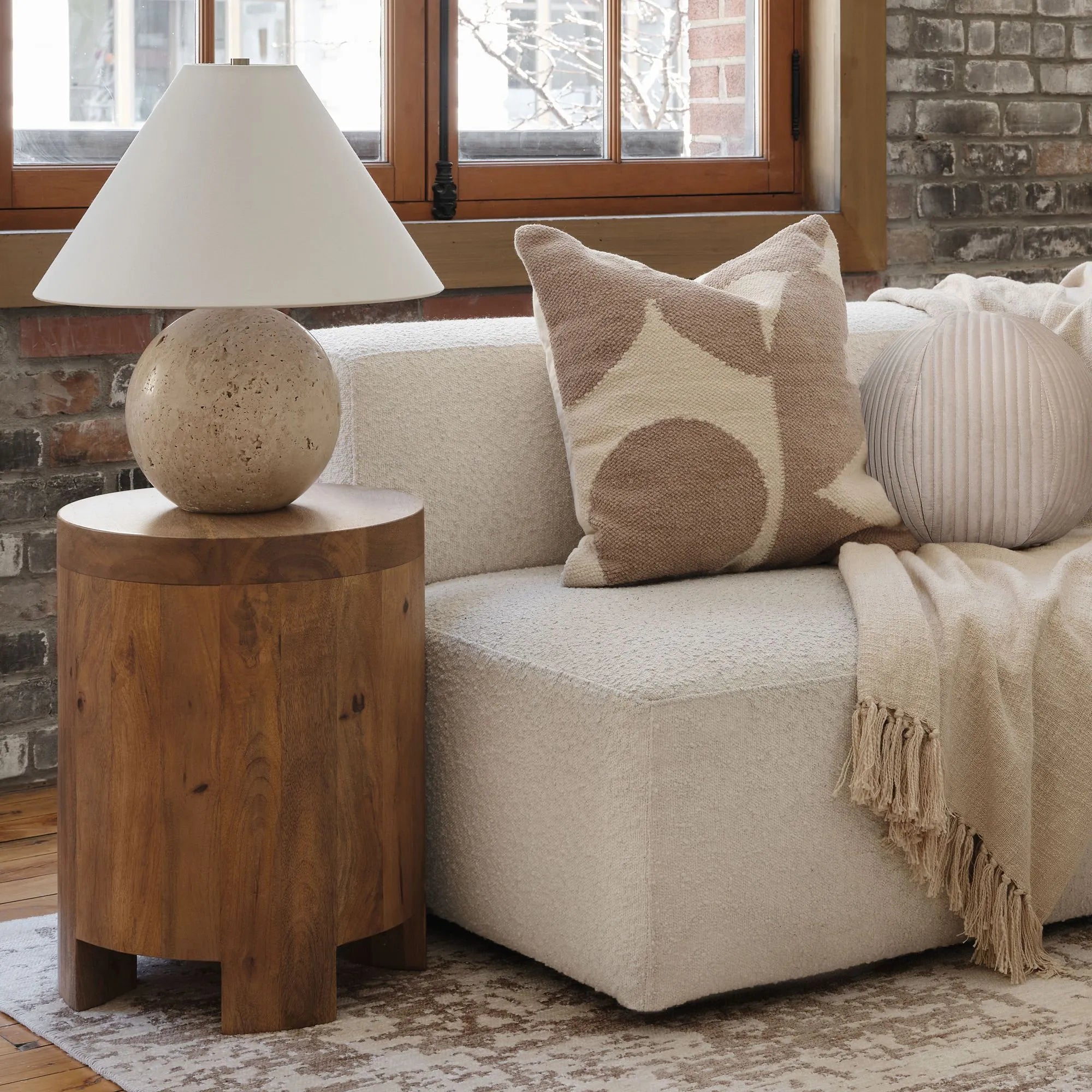 Ferla Pillow