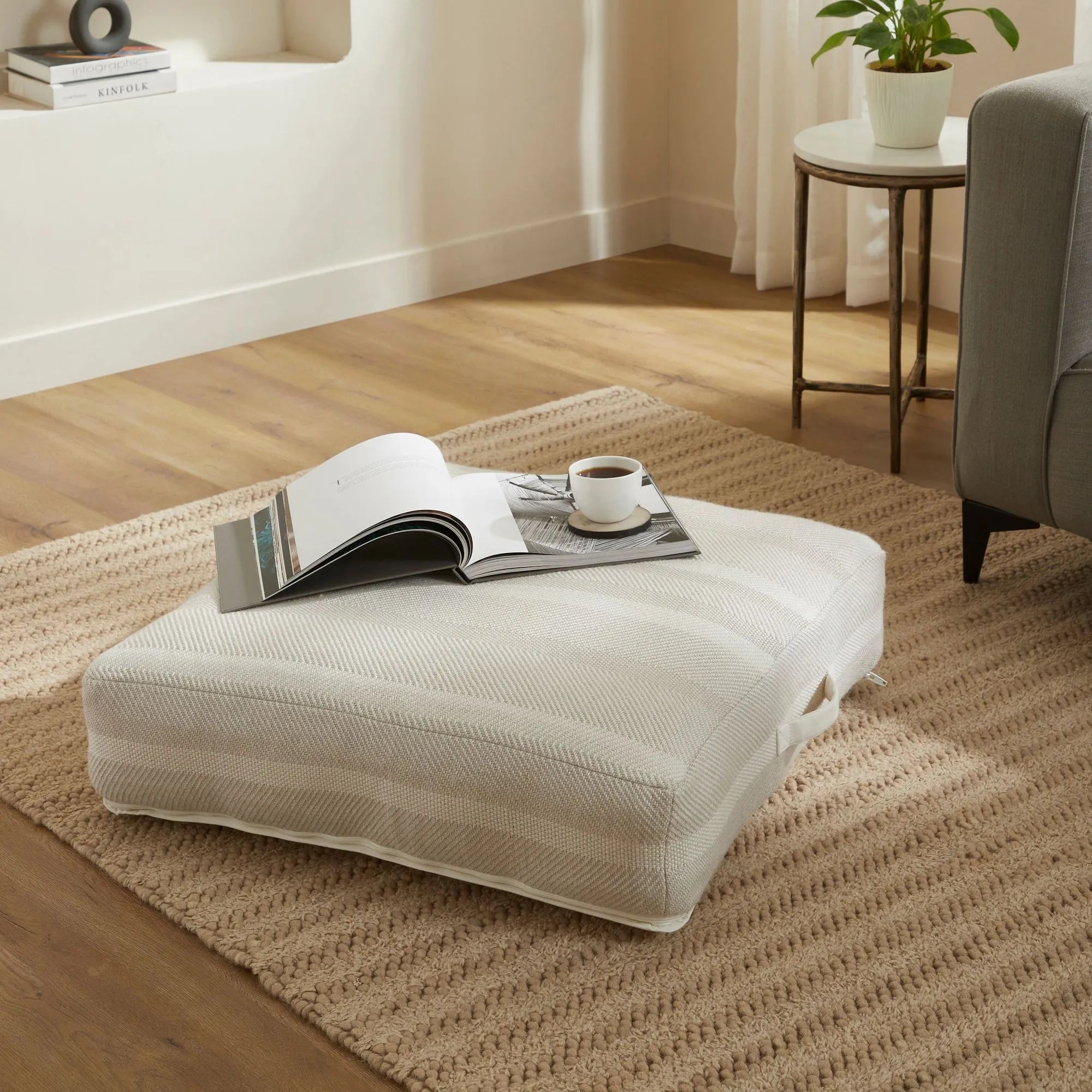 Rousseau Pouf