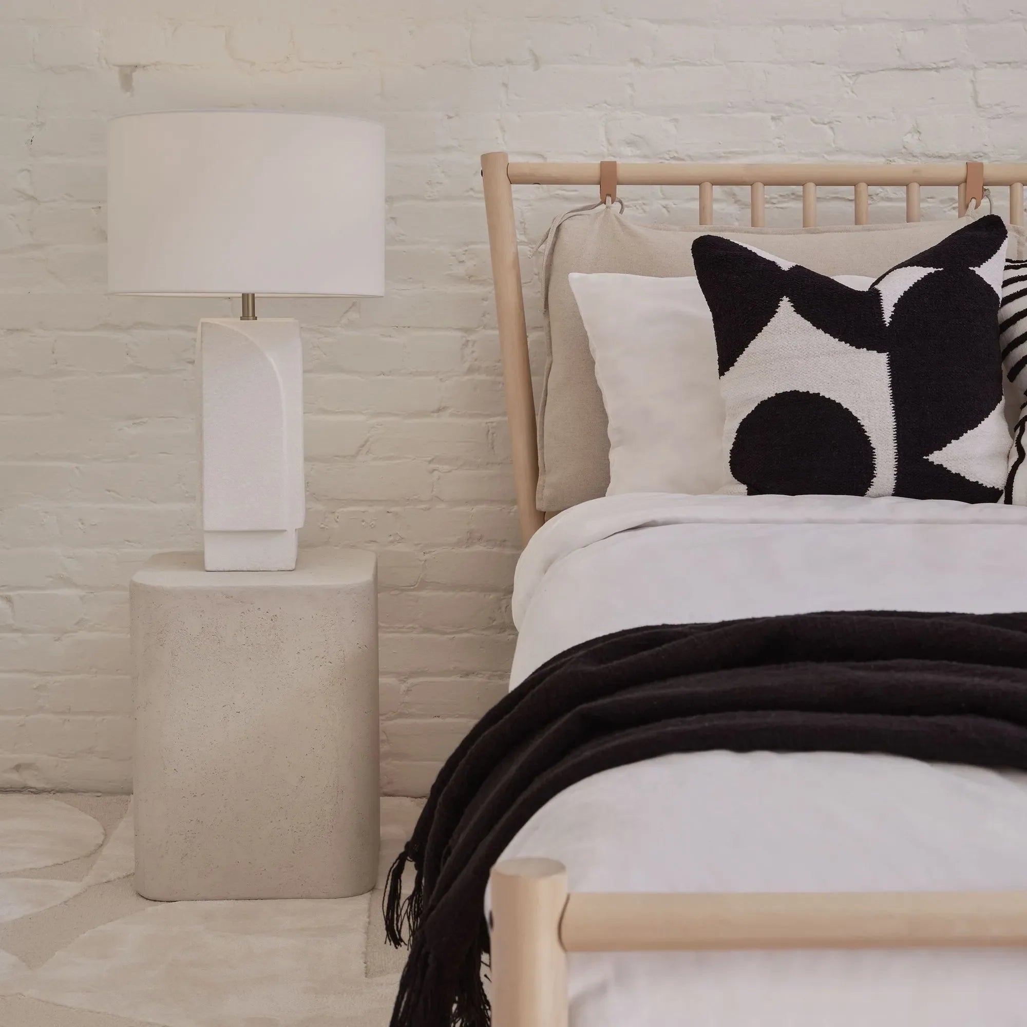Scavo Table Lamp
