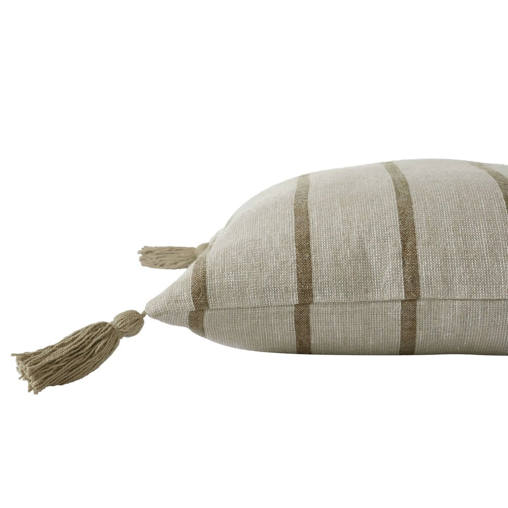 Truden Pillow