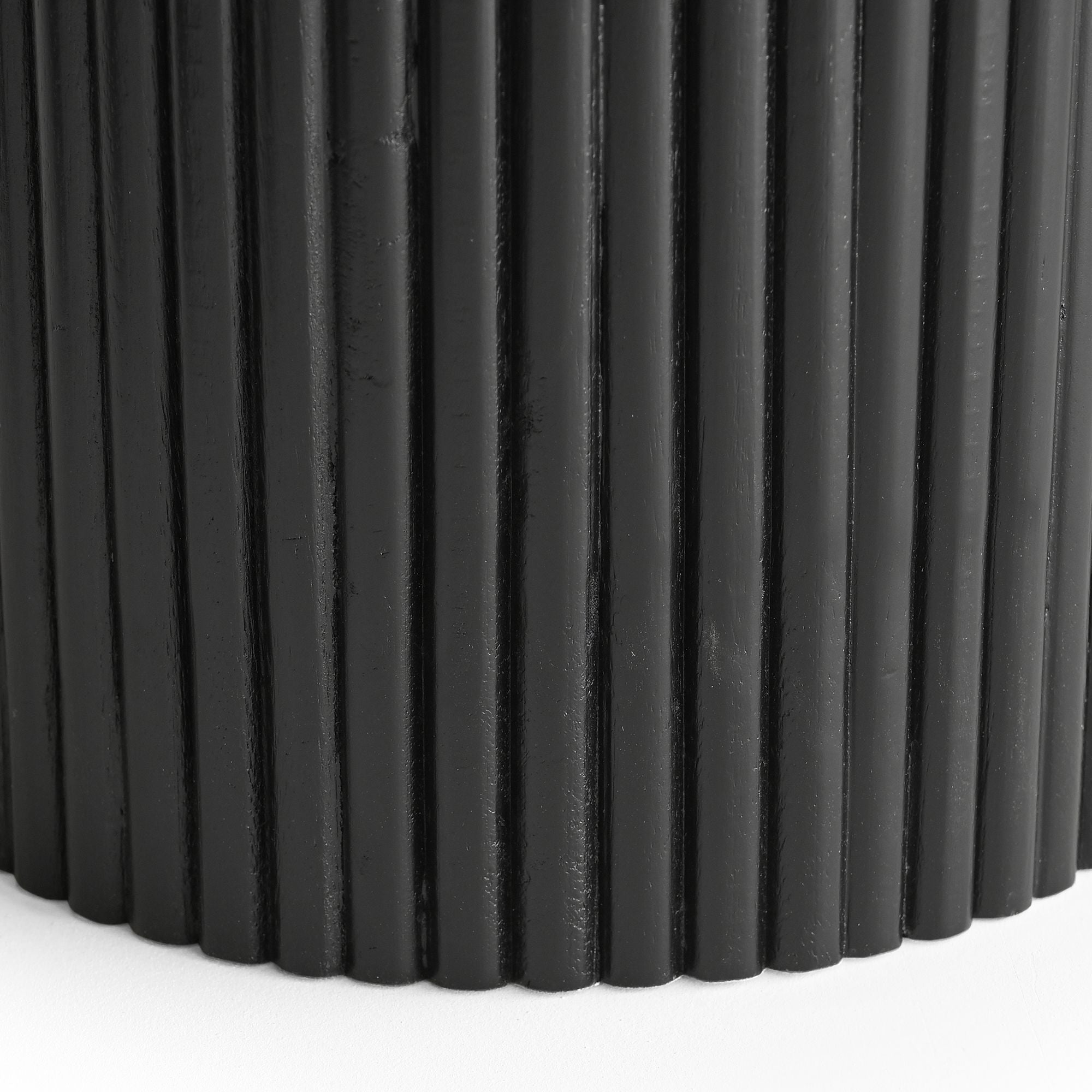 Jilsa Round Table in Black