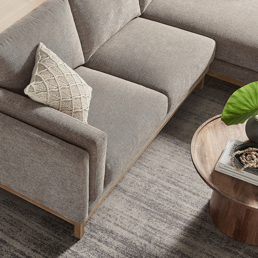Roscoe Right-Facing Fabric Sectional Sofa with Chaise