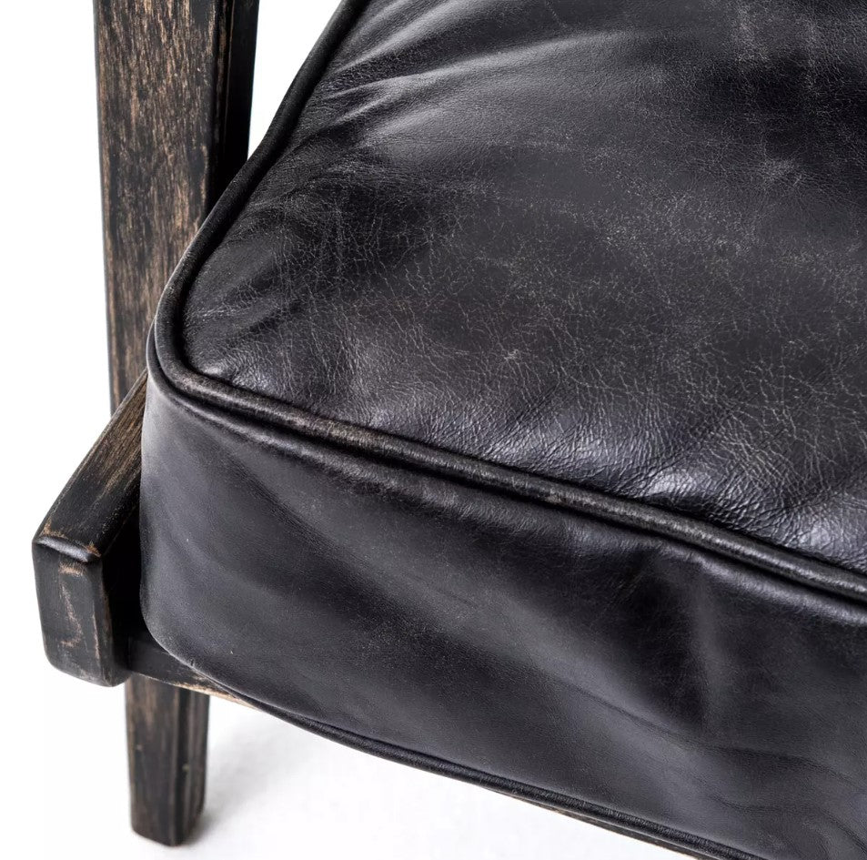 Faye Lounge Chair (Vegan Leather)