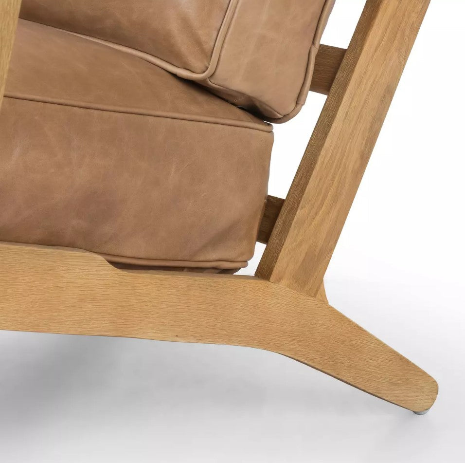 Faye Lounge Chair (Vegan Leather)