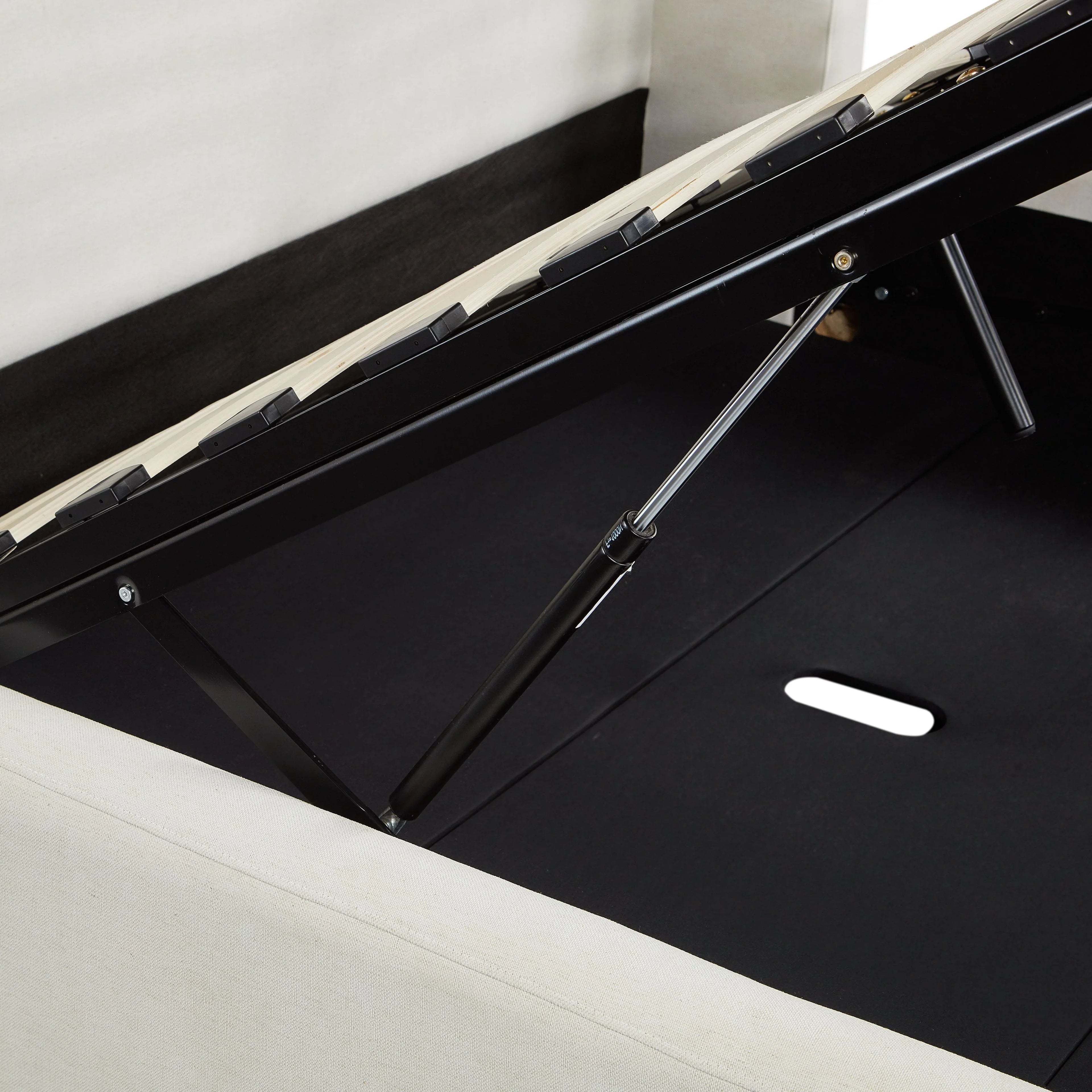 Harmony Performance Chenille Bed