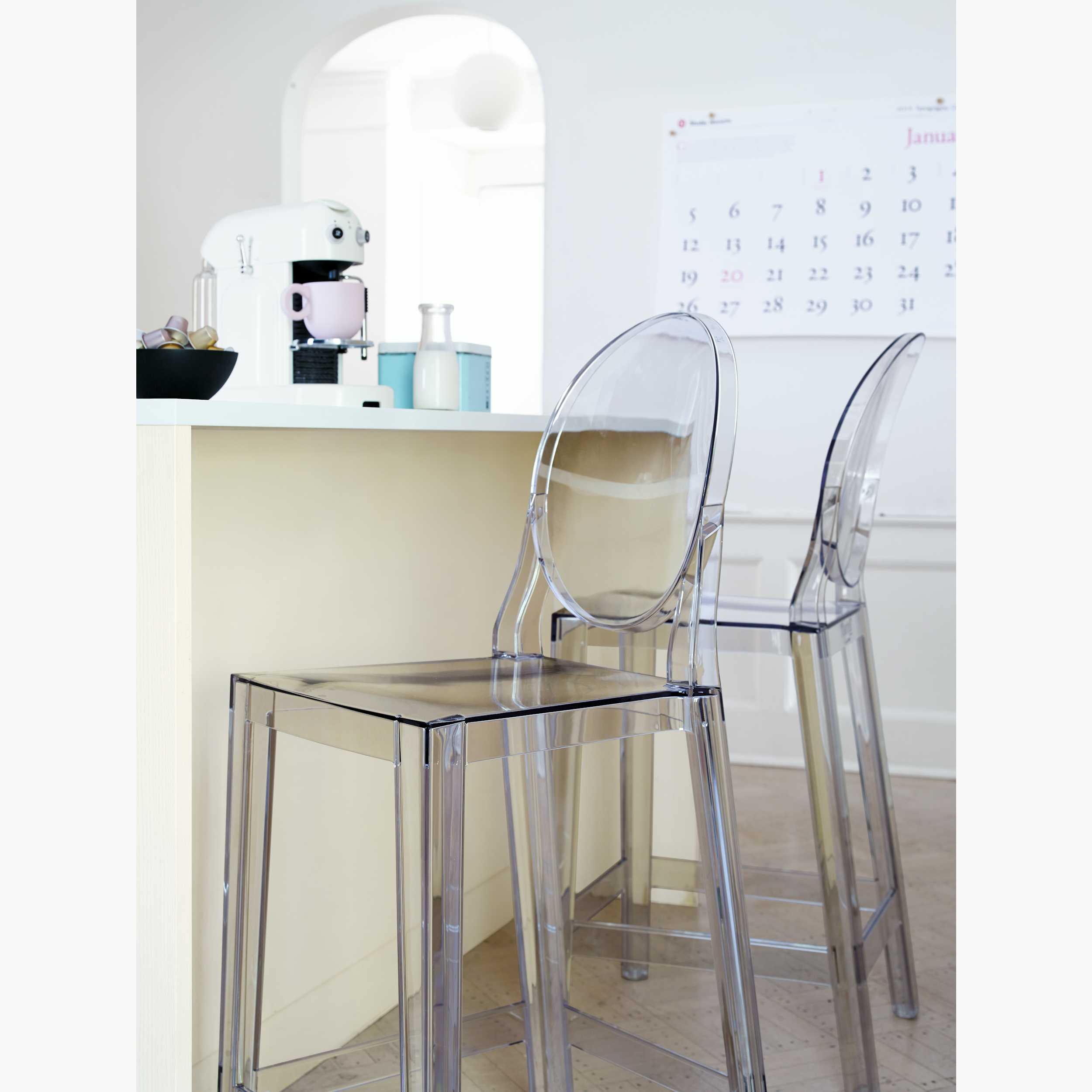 Victoria Ghost Stool