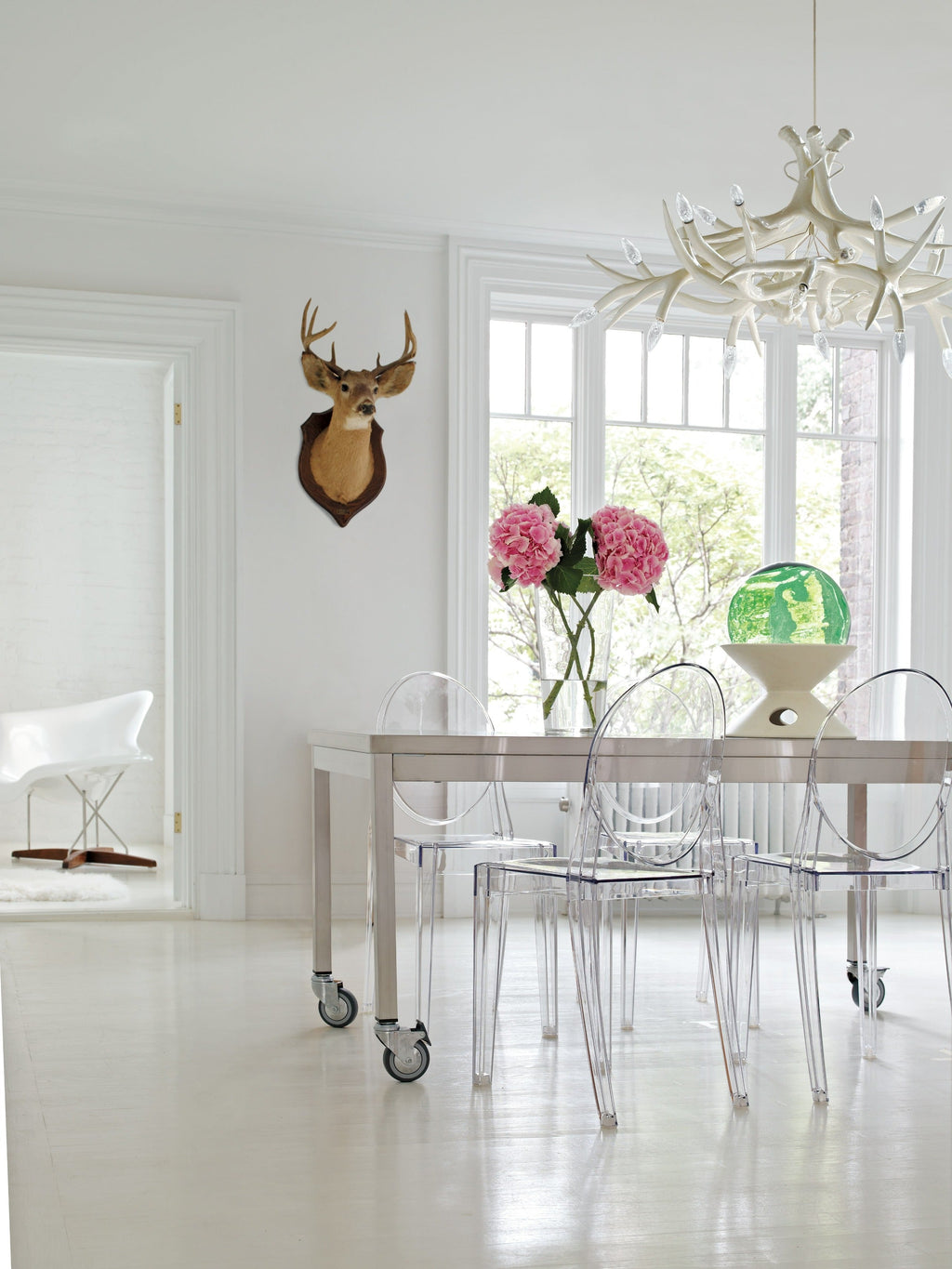 Victoria Ghost Chair