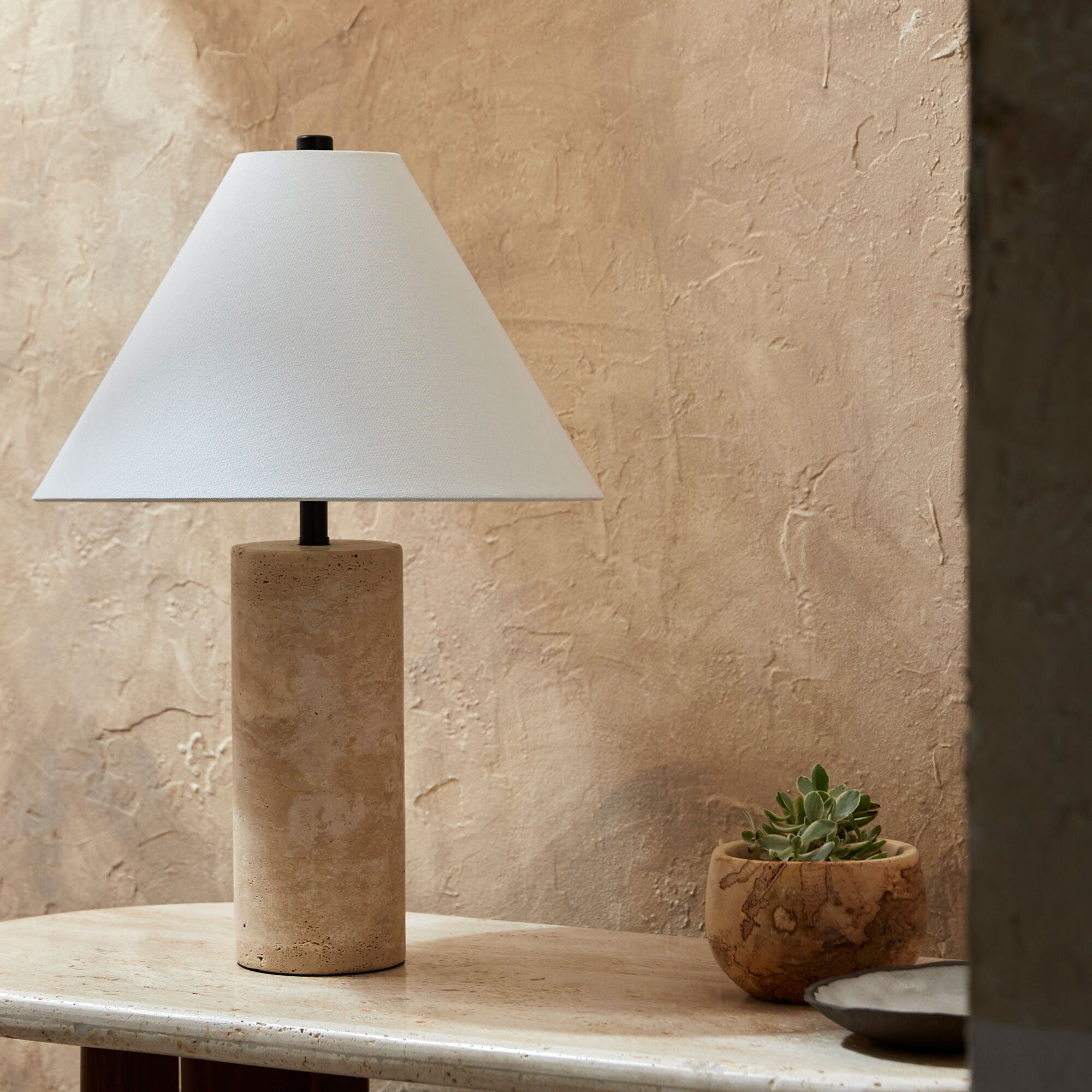 Agate Accent Table Lamp