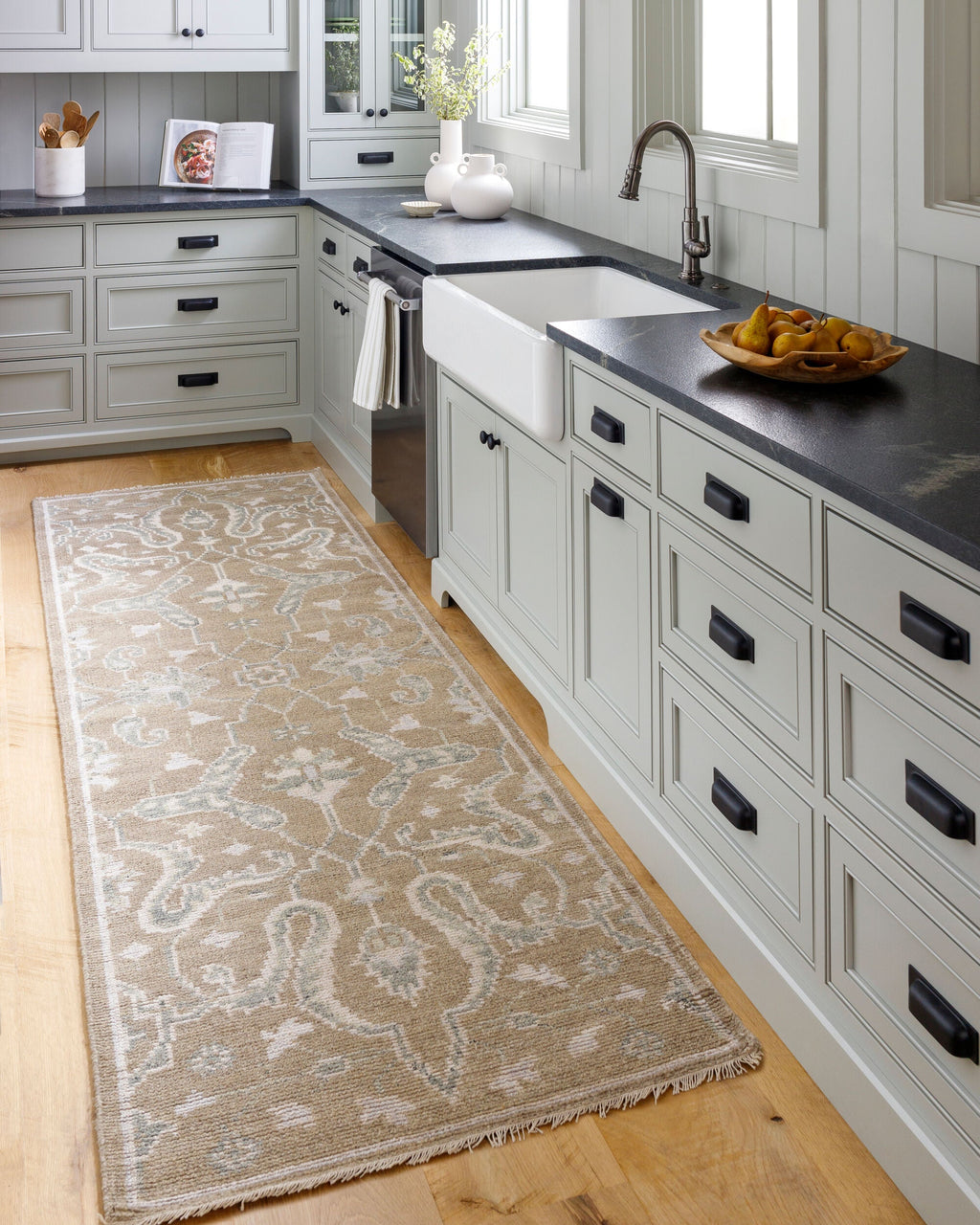 Almeria Handmade Rug