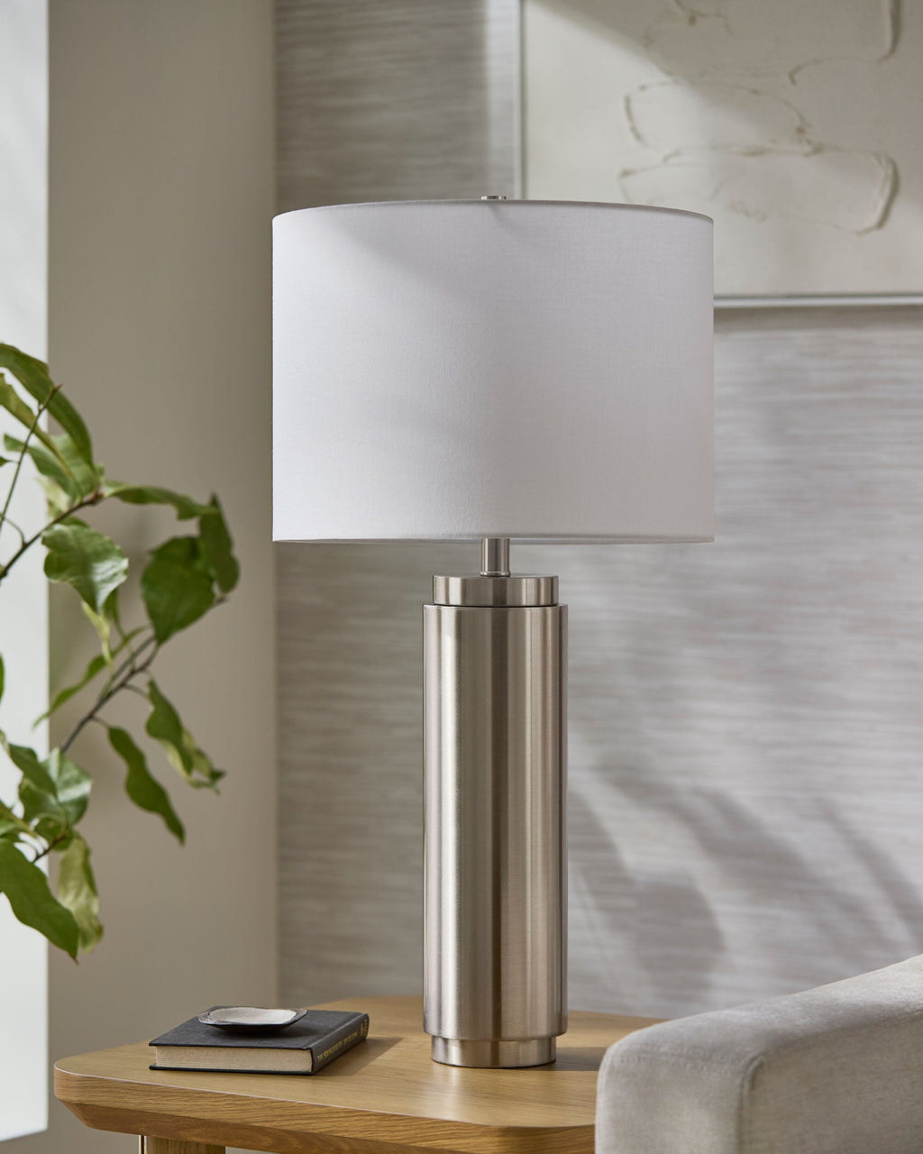 Bilyana Accent Table Lamp