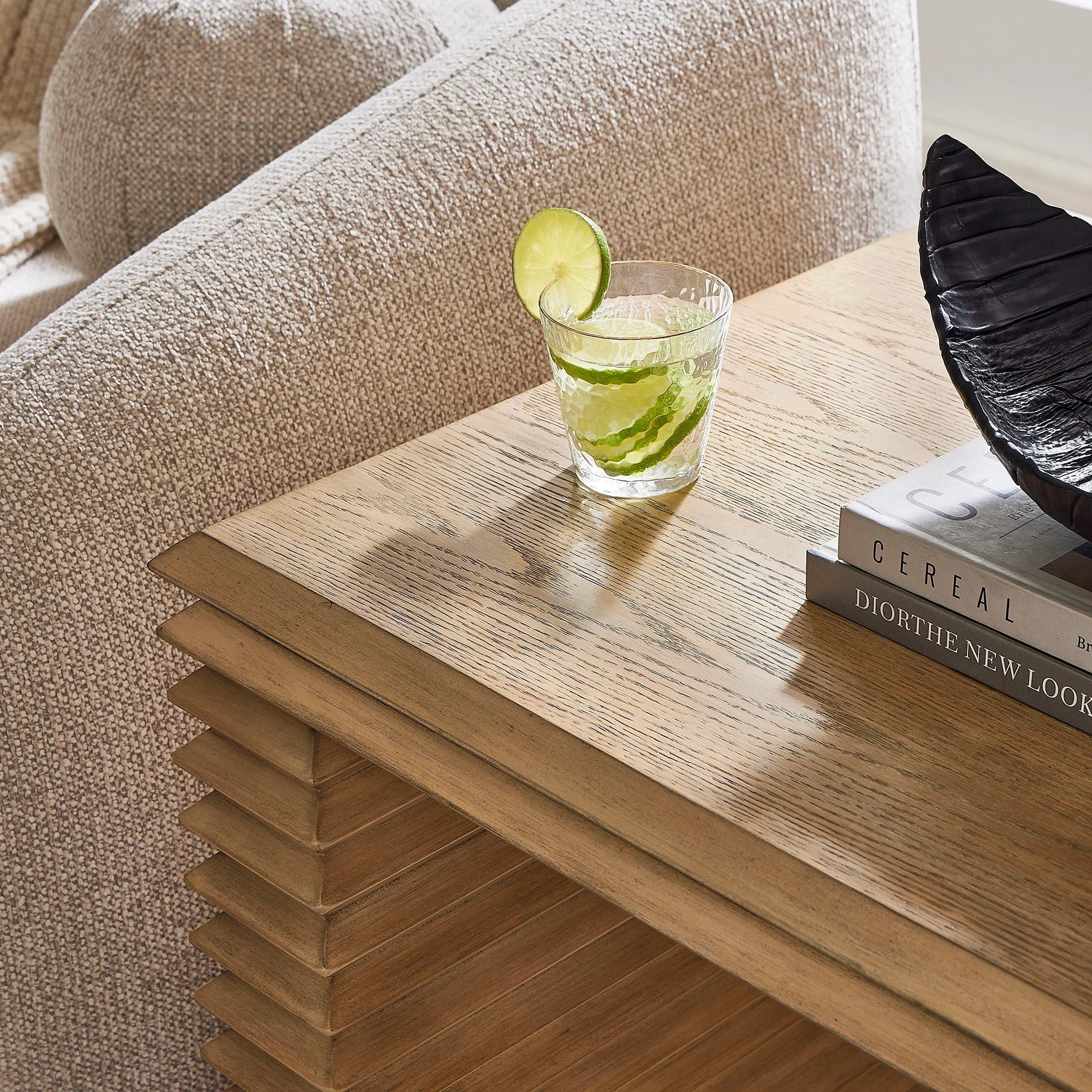Canto Square 24" Stacked Design End Table in Weathered Oak