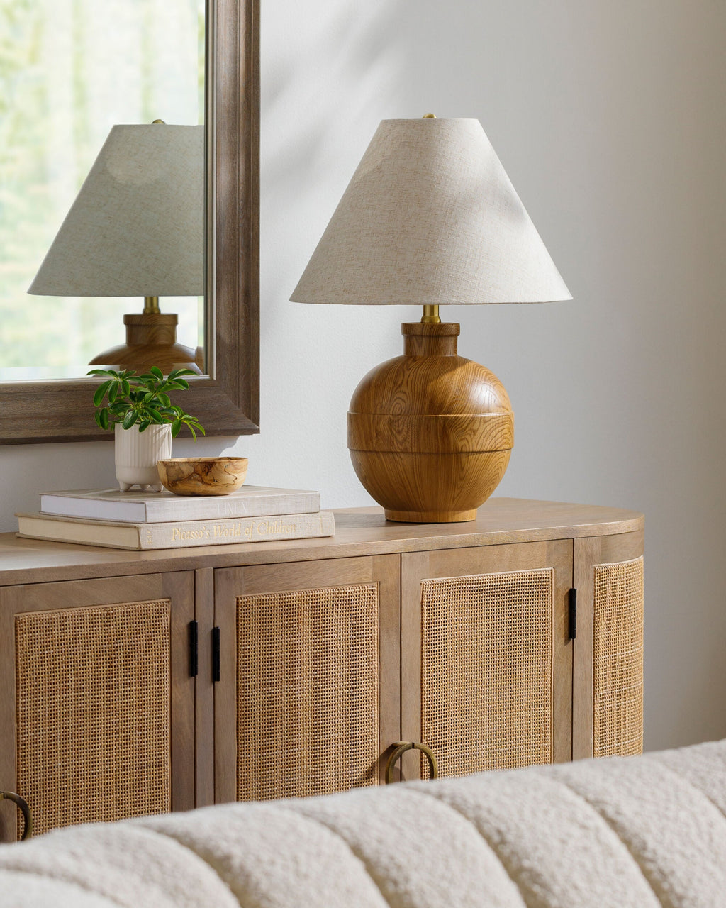 Lommi Accent Table Lamp